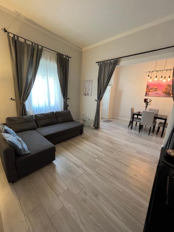 Grazioso Appartamento In Zona Centrale. Montecatini Terme Buitenkant foto
